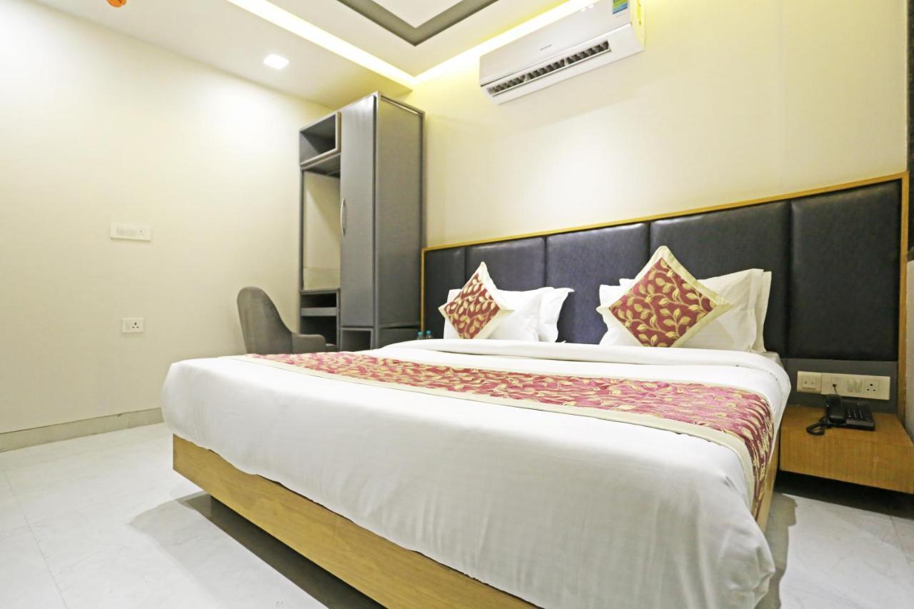 Hotel Apple Villa - Near Delhi Airport With Free Airport Transsfer New Delhi Exteriör bild